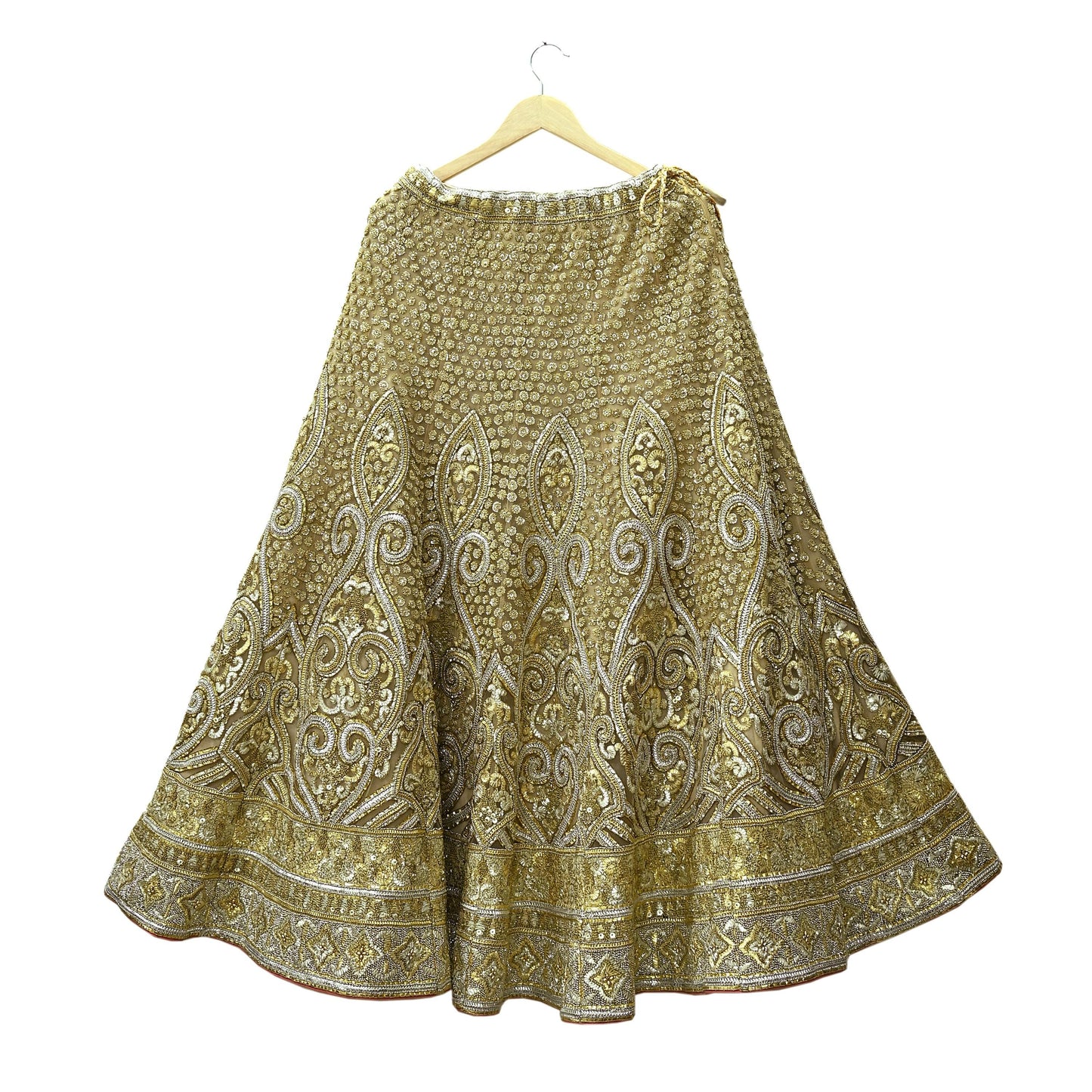 Indian Pre-owned Golden Heavy Wedding Net Hand Embroidered Lehenga/Skirt Designer By Abu Jani Bridal Wear Gota Patti