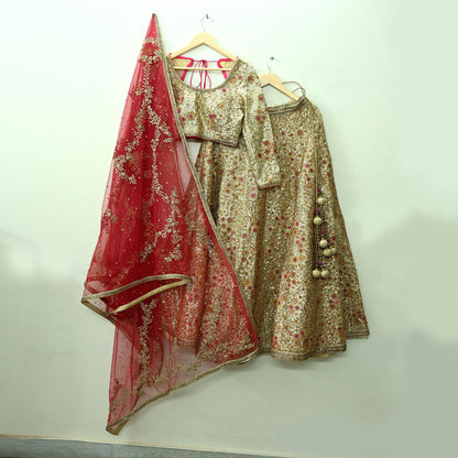 Indian Pre-owned Heavy Golden & Red Pure Chanderi Silk/Net Hand Embroidered Lehenga 3pcs Set By Designer Abu Jani Bridal Wear Padded Blouse