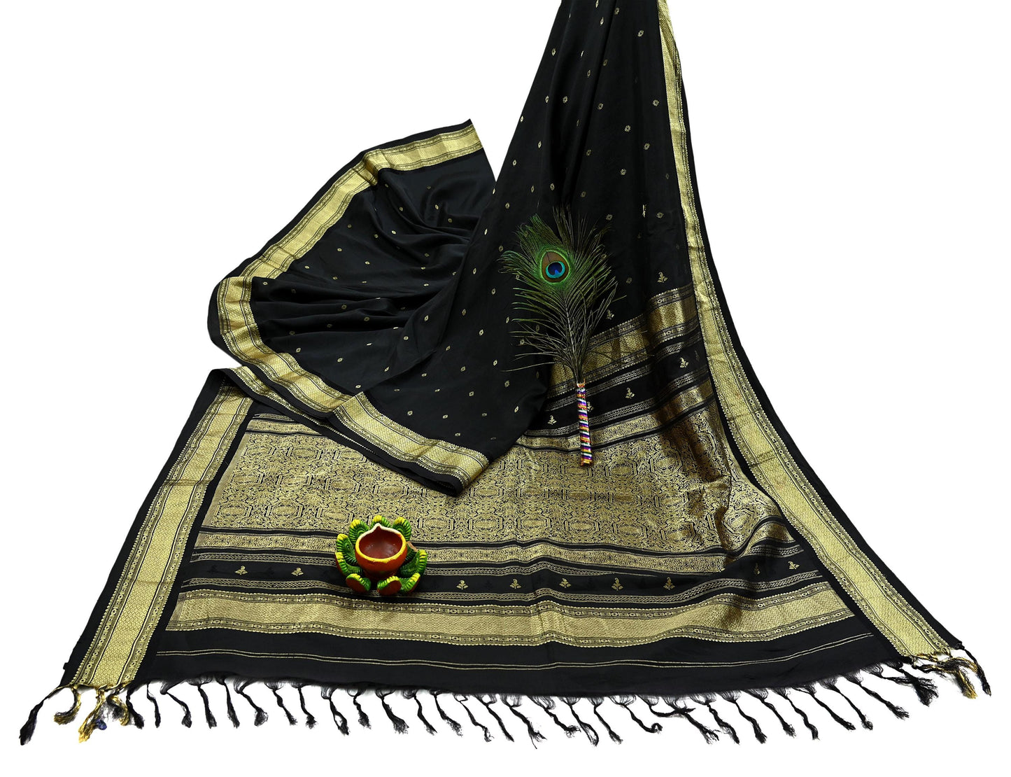 Indian Vintage Heavy Sarees Black 100% Pure Silk Hand Woven Kanjivaram Sari Craft Fabric 5Yd Ethnic Zari Fringes Dress Making Quilting