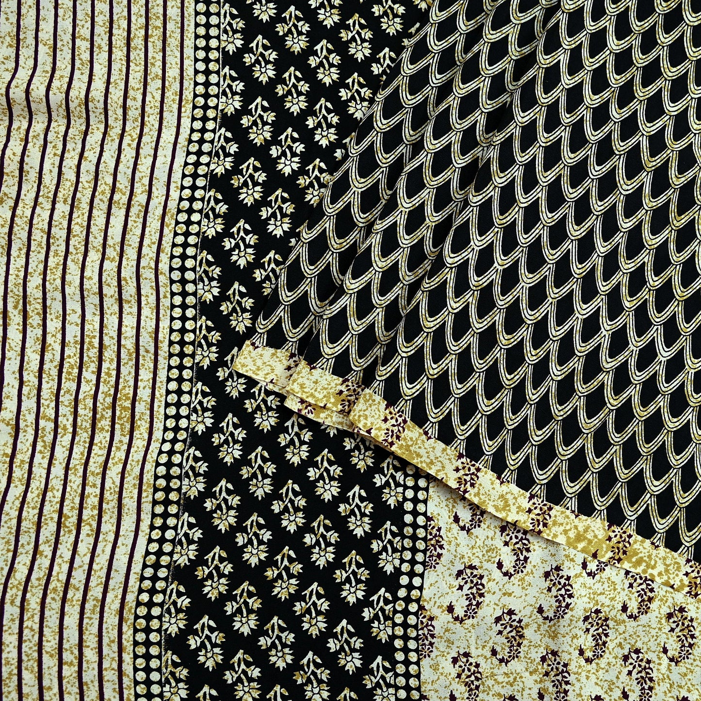 Indian Vintage Sari Ivory & Black Pure Crepe Silk Printed Saree 5yd Sewing Floral Soft Craft Fabric Wrap Dress Making Crafting Quilting