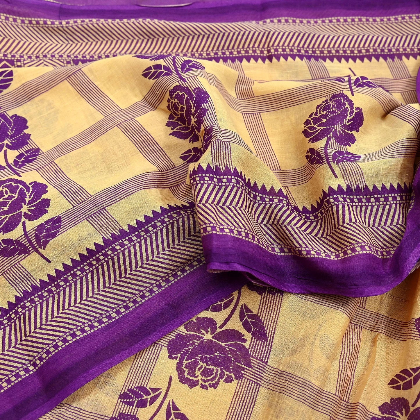 Indian Vintage Sari Beige & Purple Pure Cotton Printed Sarees Craft Fabric Soft 5Yd Sarong Wrap Boho Fabric Kimono Quilting Crafting Upcycle