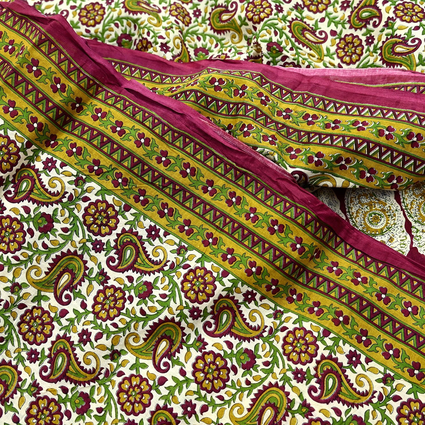 Indian Vintage Sari Ivory & Maroon Block Printed Pure Cotton Saree Fabric Soft Floral 5Yd Sarong Wrap Boho Fabric Kimono Soft