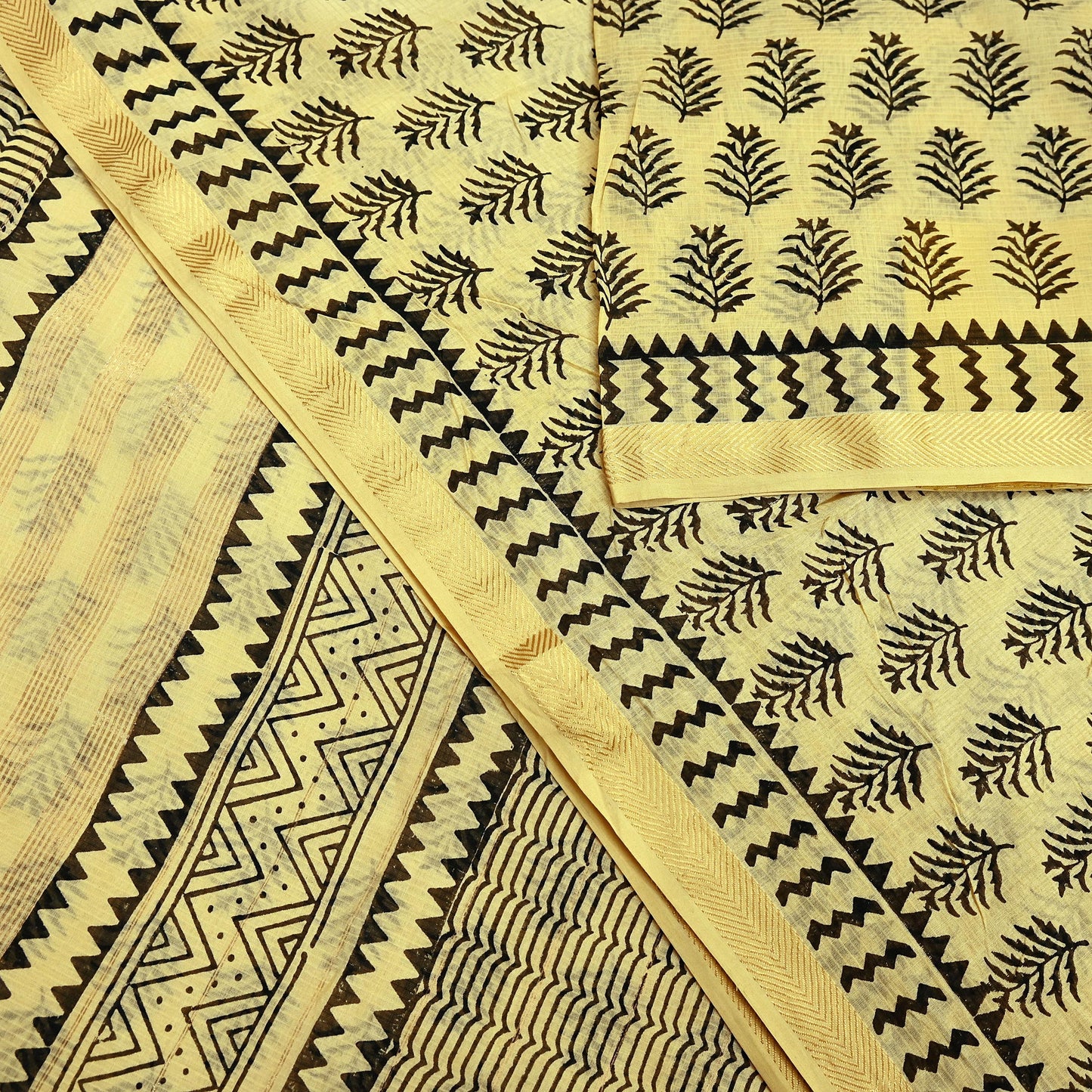 Indian Vintage Sari Beige Pure chanderi Silk Block Printed Sarees 5Yd Craft Zigzag Zari Border Ethnic Dress Making Crafting Quilting