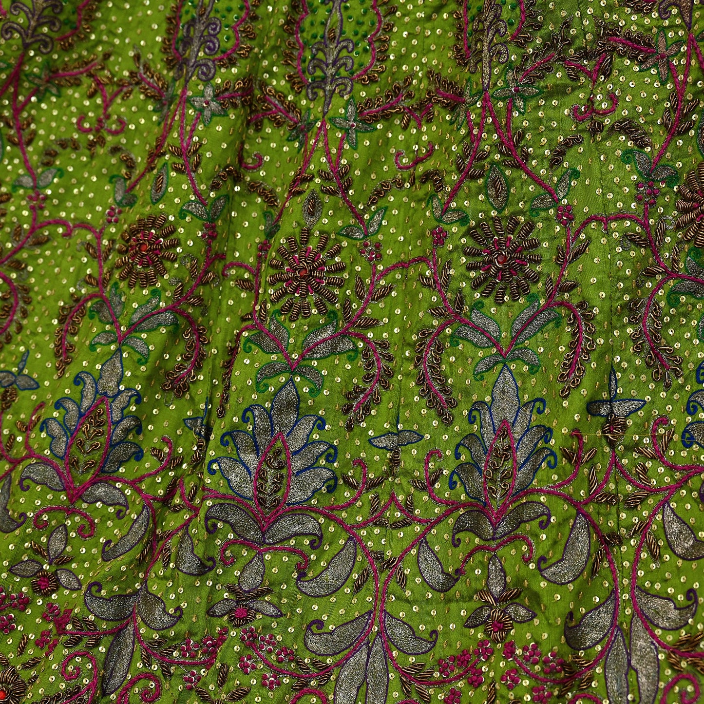 Indian Pre-owned Green Pure Silk Hand Embroidered Ritu Kumar Designer Lehenga/Skirt Ethnic Bollywood Party Wear