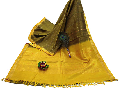 Indian Vintage Heavy Sari Green & Yellow Kanjivaram Saree 100% Pure Silk Zari 5Yd Crafting Dress making For Crafting Quilting Upcycle