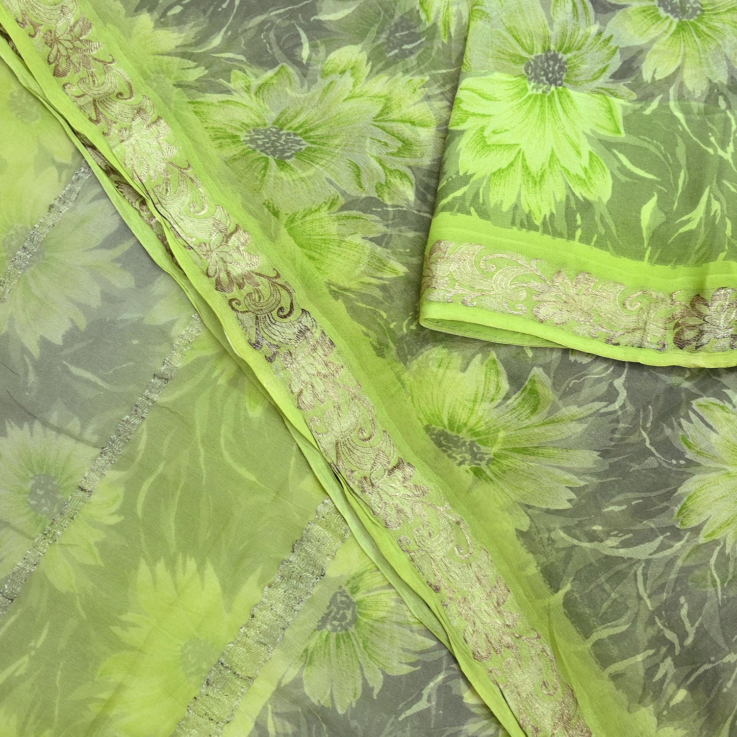 Indian Vintage Sari Green & Gray Pure Georgette Silk Printed Sarees 5Yd Craft Fabric Sewing Quilting Dress making Crafting Quilting Zari