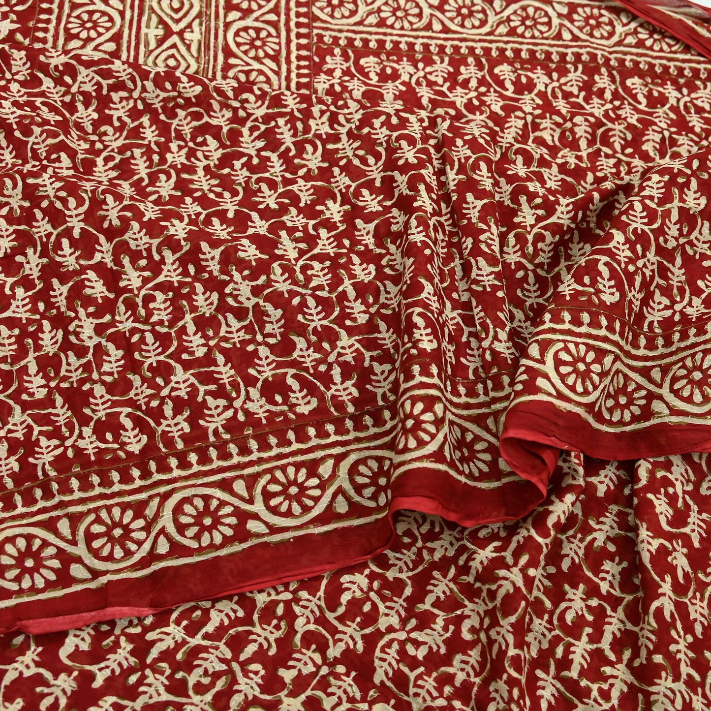 Indian Vintage Red Saree Block Printed Pure Cotton Sari Craft Fabric Soft 5Yd Sewing Sarong Wrap Boho Quilting Crafting Upcycle Dress making