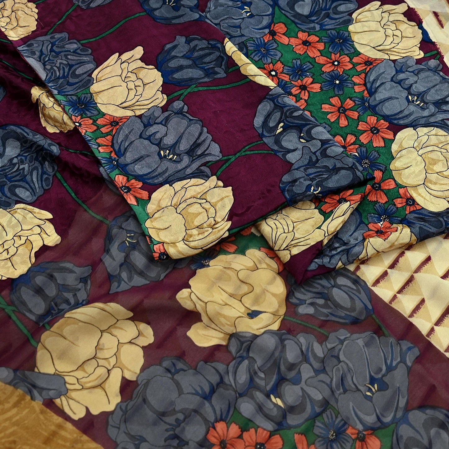 Indian Vintage Sari Beige & Maroon Pure Georgette Silk Printed Sarees Craft Fabric Sewing 5Yd Soft Dress Making Crafting Quilting Upcycle