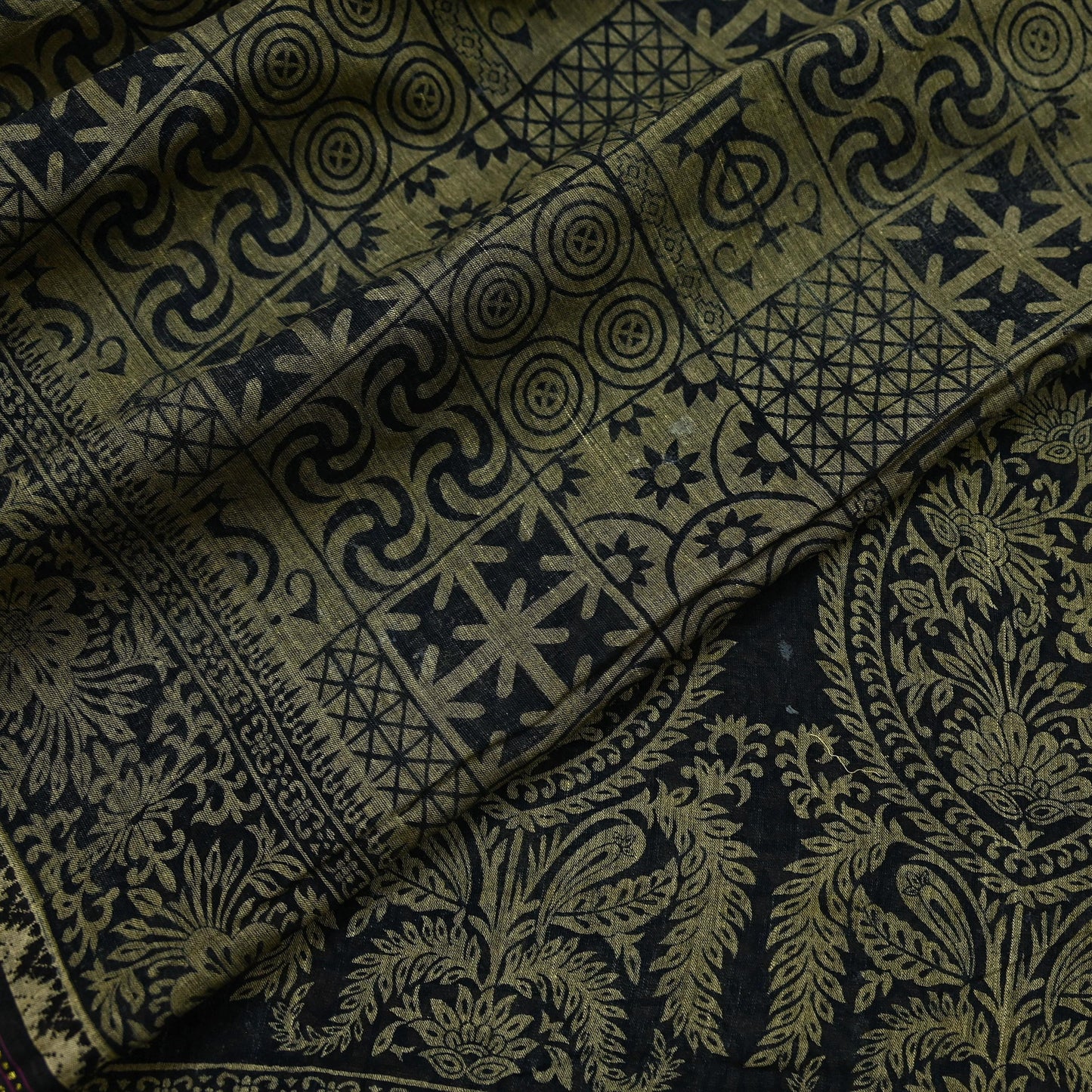 Indian Vintage Sari Beige & Black Printed Pure Cotton Sarees Fabric Floral 5Yd Sarong Wrap Boho Fabric Kimono Soft Dress making Crafting