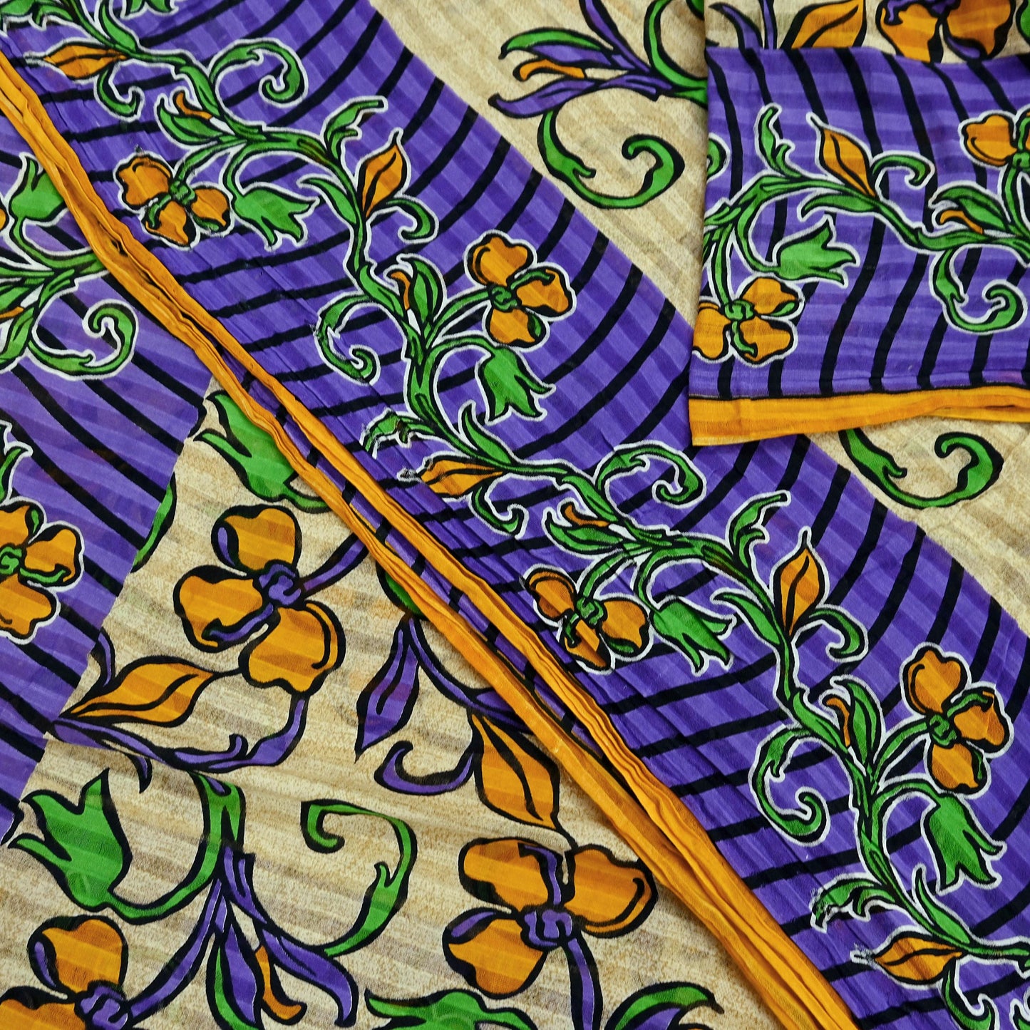 Indian Vintage Sari Beige & Purple Pure Cotton Printed Sarees Craft Fabric Soft 5Yd Sarong Wrap Boho Fabric Kimono Quilting Crafting Upcycle