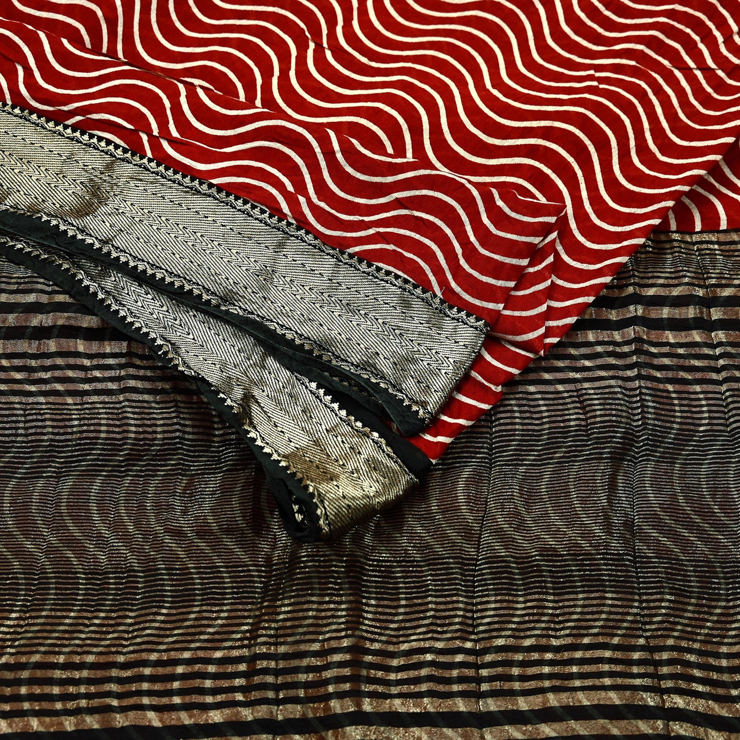 Indian Vintage Sari Red & Black Pure chanderi Silk Woven Sarees Craft Fabric 6Yd Soft Golden Zari Bollywood Sarees Crafting Upcycle