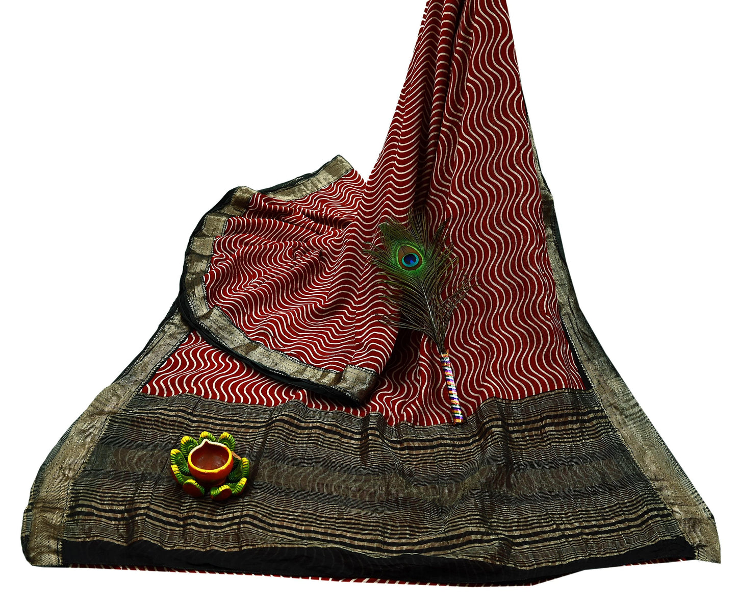 Indian Vintage Sari Red & Black Pure chanderi Silk Woven Sarees Craft Fabric 6Yd Soft Golden Zari Bollywood Sarees Crafting Upcycle