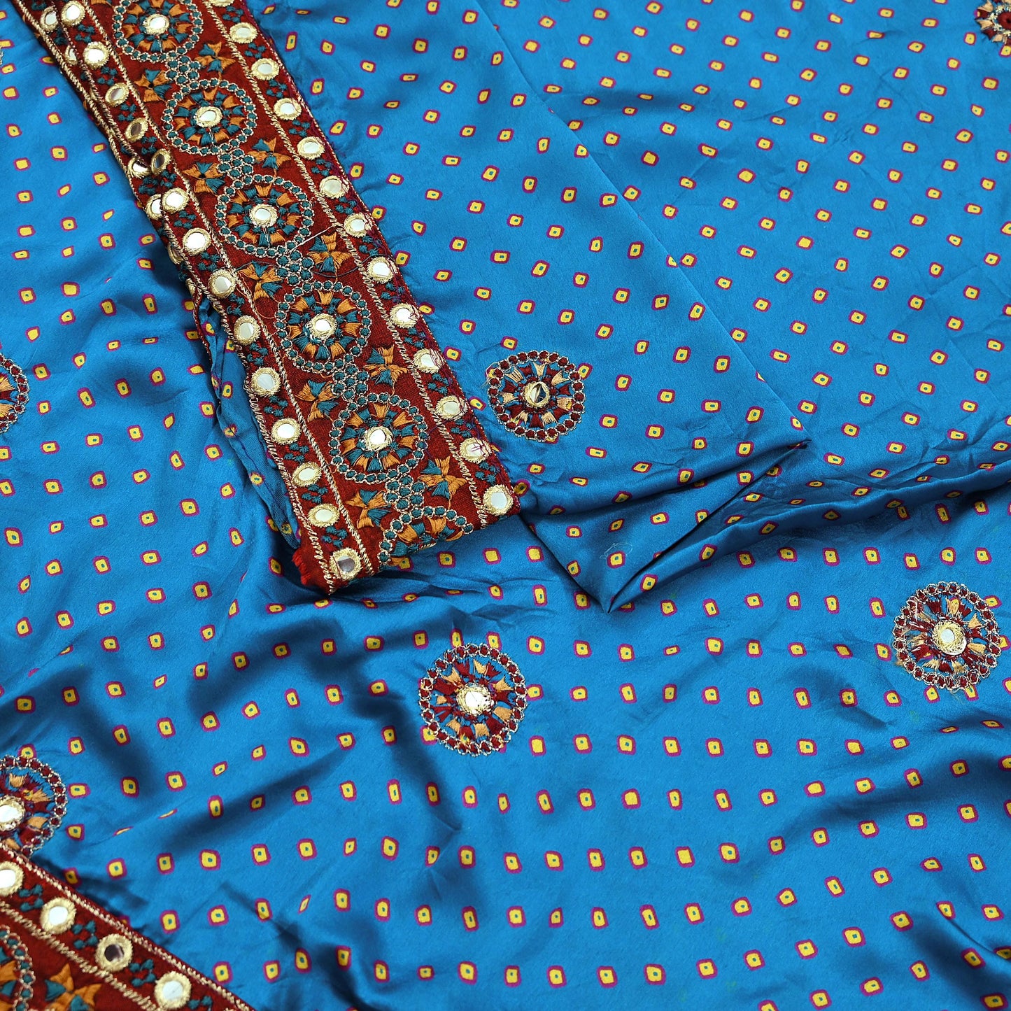 Indian Vintage Blue Saree Hand Embroidered Bandhani Printed Sari Pure satin Silk Sari 5yd Craft Fabric Dress making With Size L-40 Blouse