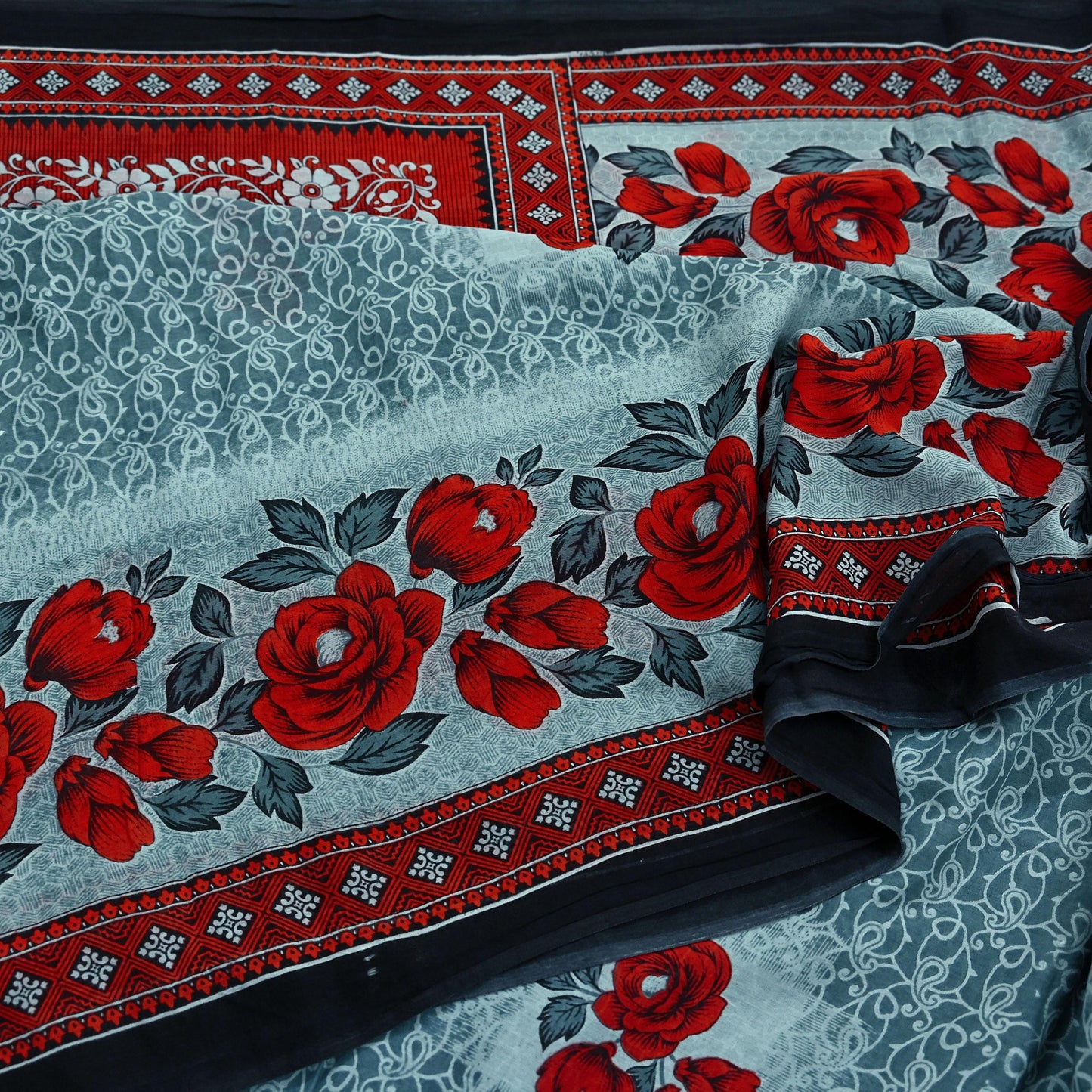 Indian Vintage Sari Red & Gray Printed Pure Cotton Sarees Craft Fabric Soft 5Yd Sewing Sarong Wrap Boho Quilting Crafting Dress making