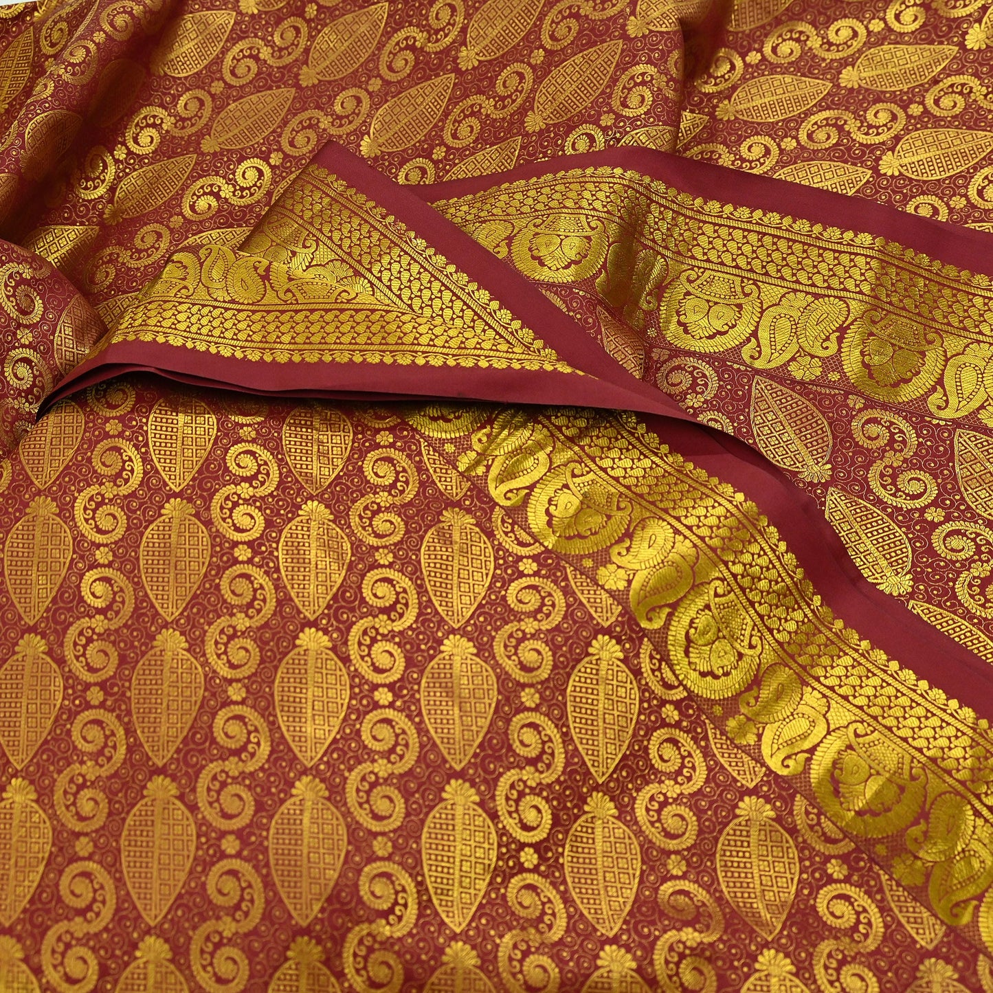 Vintage Heavy Sari Maroon Hand Woven Kanjivaram Artificial Silk Sarees Zari 5Yd Floral Craft Fabric Dress making Crafting Quilting