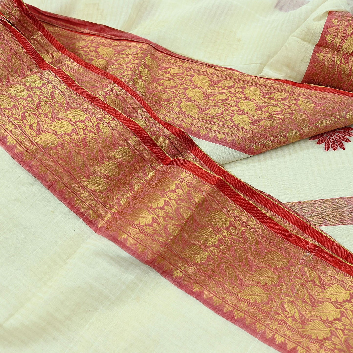 Indian Vintage Sarees Ivory Pure Cotton Hand Woven Sari 5yd Ethnic Floral Craft Fabric Dress making Upcycle Crafting Quilting