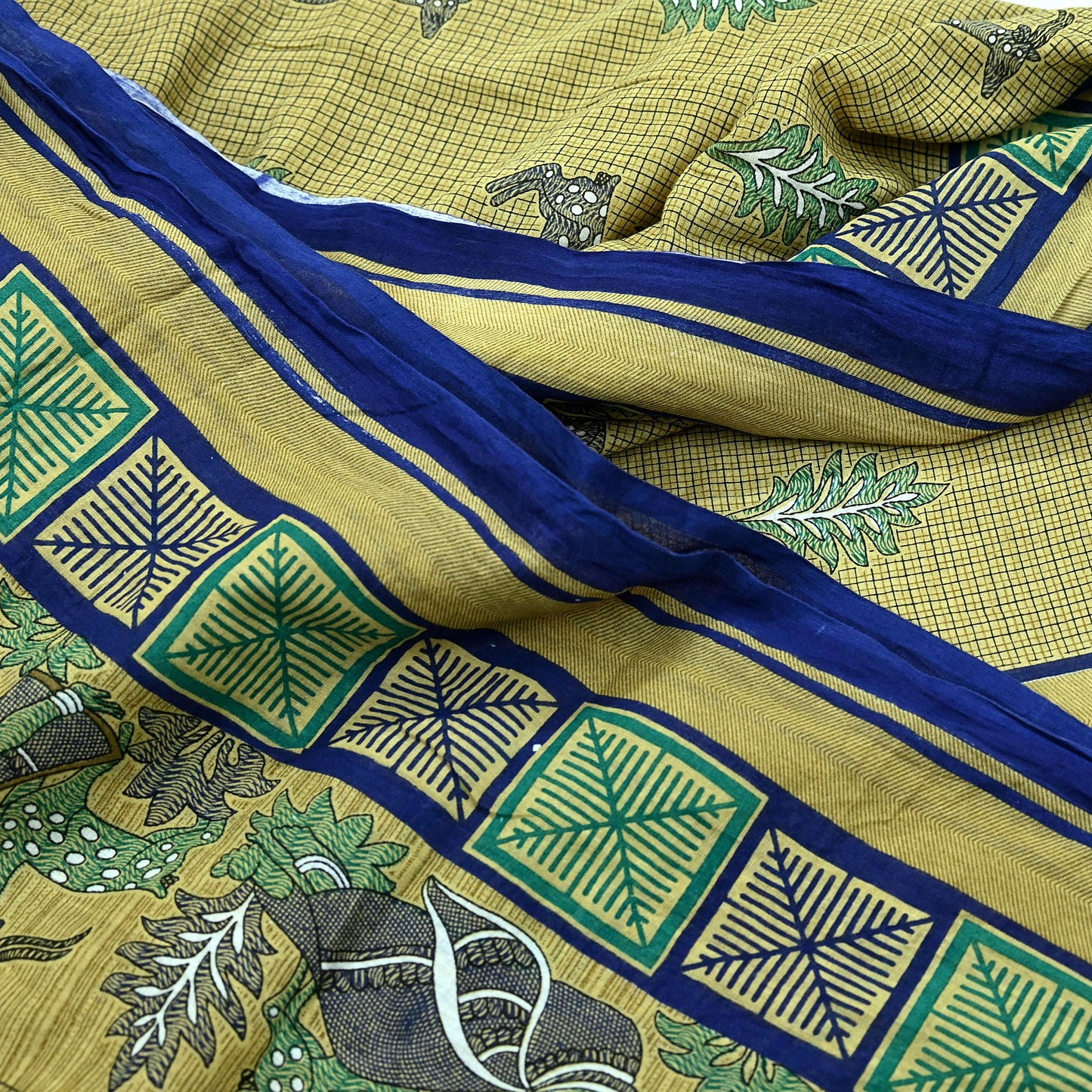 Indian Vintage Sari Beige Printed Pure Cotton Sarees Fabric 5Yd Sarong Wrap Boho Fabric Kimono Soft Dress making Crafting Quilting