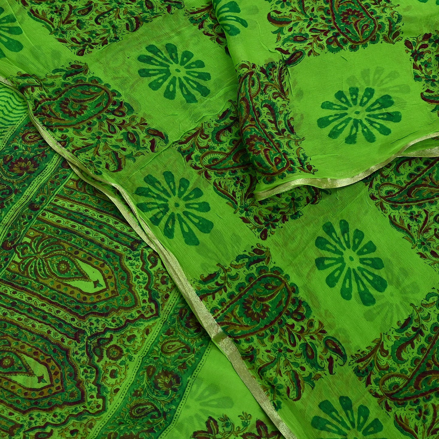 Indian Women Vintage Green Sarees Blend Chiffon Printed Sari Sewing 5yd Soft Craft Fabric Floral Wrap Boho Zari Quilting Blouse Fabric