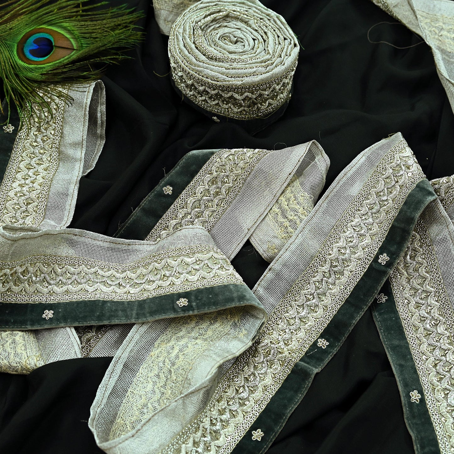 Indian Vintage Silver Sari Border Hand Embroidered 1yd Craft Trim Lace Sewing Tissue Ribbon Recycled Sari Border Zardozi/ Dabka Zari