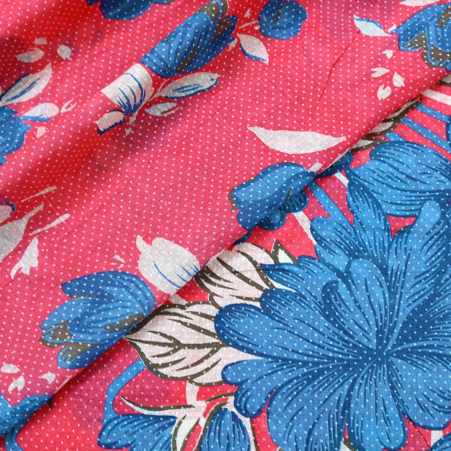 Indian Vintage Sari Blue & Pink Printed Pure Cotton Saree Craft Fabric 5Yd Soft Sewing Sarong Wrap Boho Floral Dress making Crafting