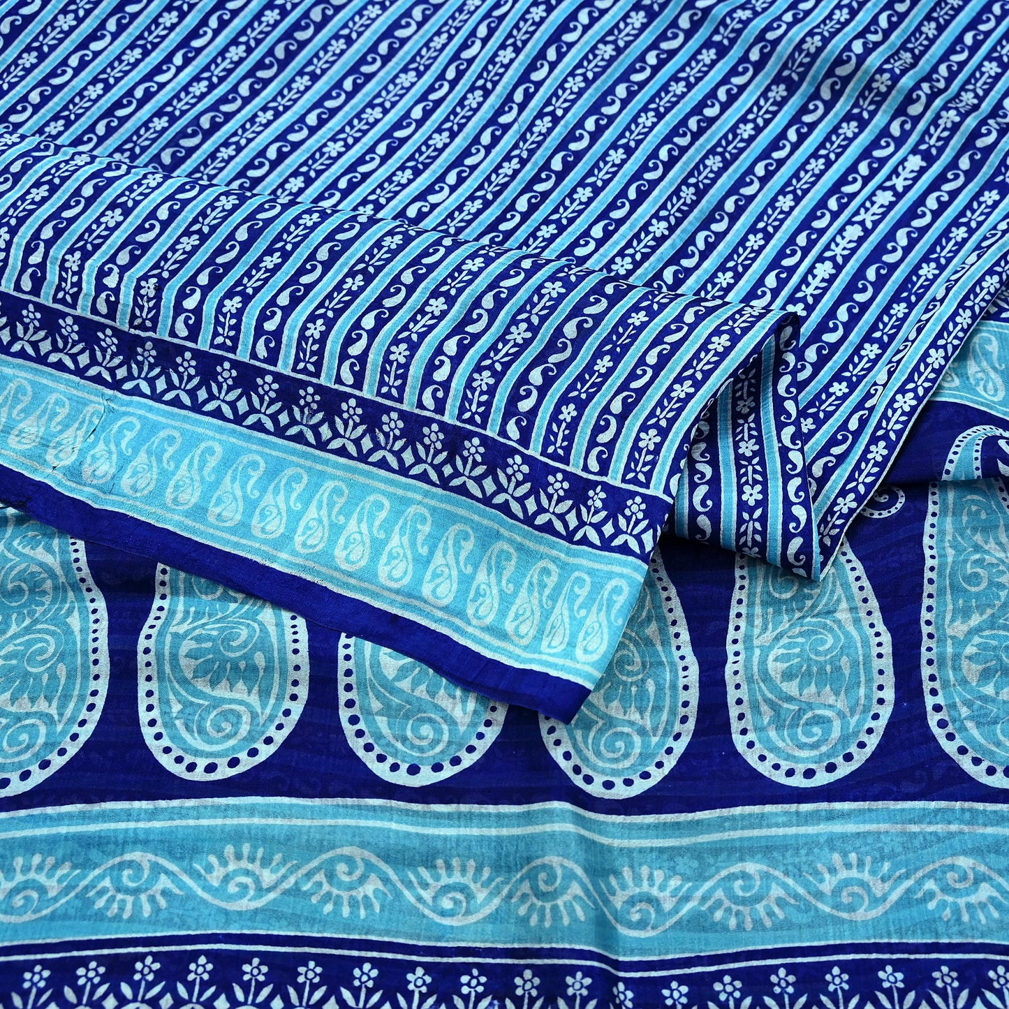 Indian Vintage Saree Blue Pure Silk Printed Sari 5yd Craft Fabric Sewing Floral Soft Wrap Sarong Quilting Used Dress making Quilting Upcycle