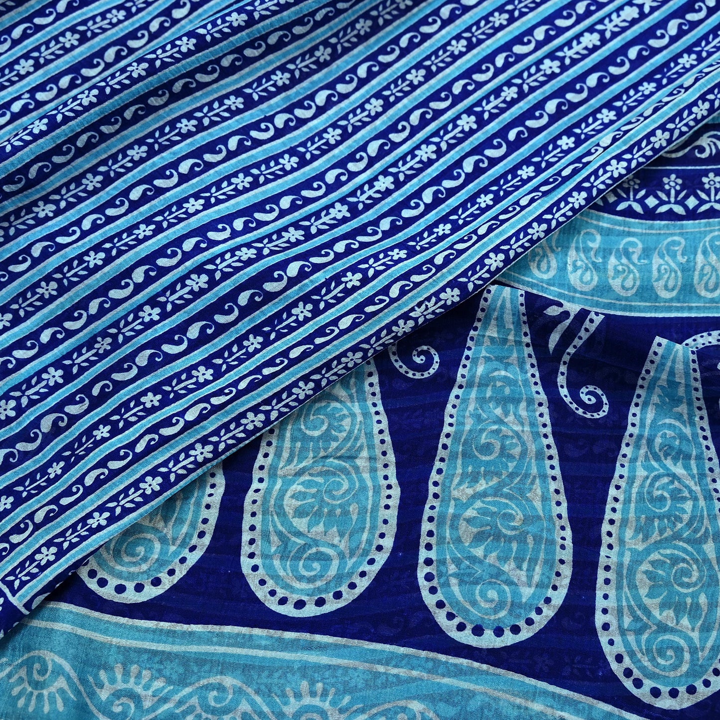 Indian Vintage Saree Blue Pure Silk Printed Sari 5yd Craft Fabric Sewing Floral Soft Wrap Sarong Quilting Used Dress making Quilting Upcycle