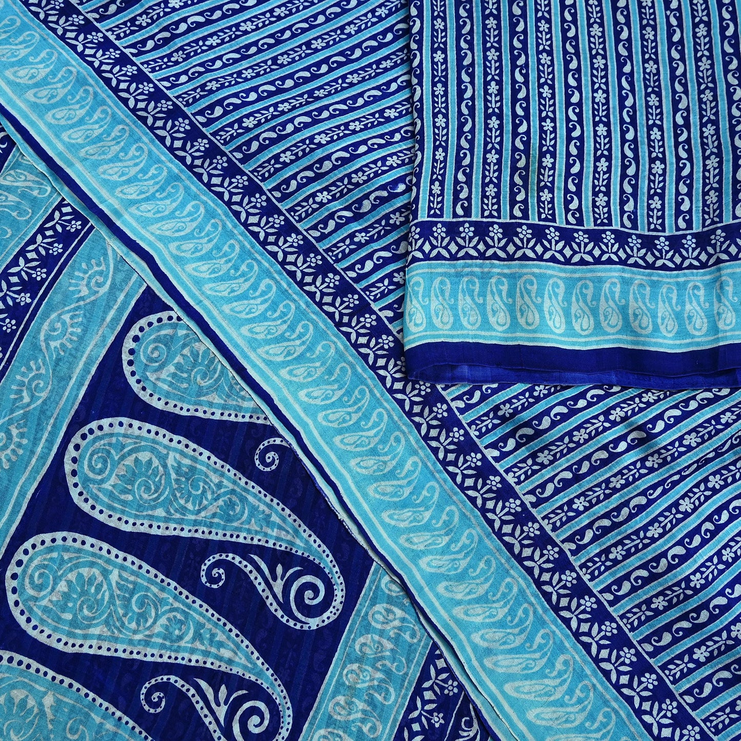 Indian Vintage Saree Blue Pure Silk Printed Sari 5yd Craft Fabric Sewing Floral Soft Wrap Sarong Quilting Used Dress making Quilting Upcycle