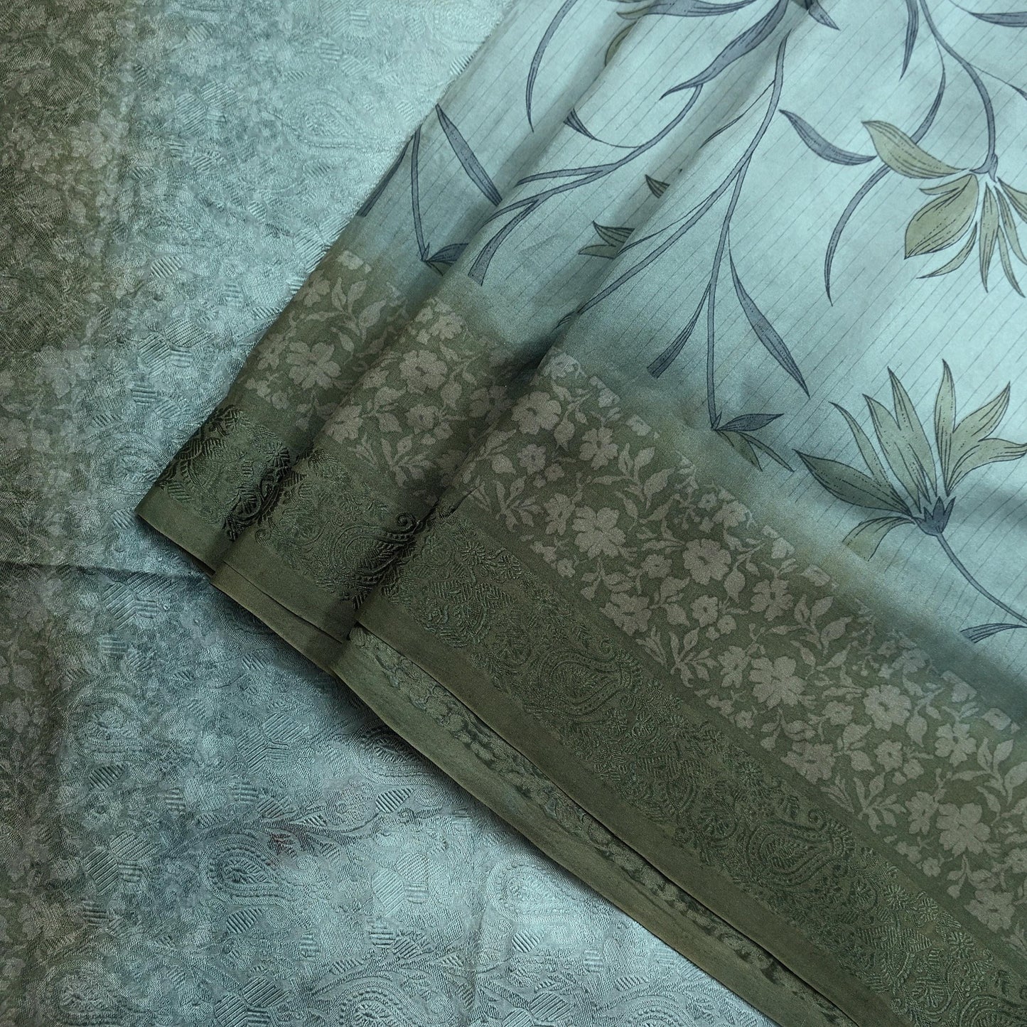 Indian Vintage Sari Green & Gray Pure Silk Woven Printed Sarees Craft Fabric 5yd Sewing Dress Making Floral Crafting Quilting Upcycle Used