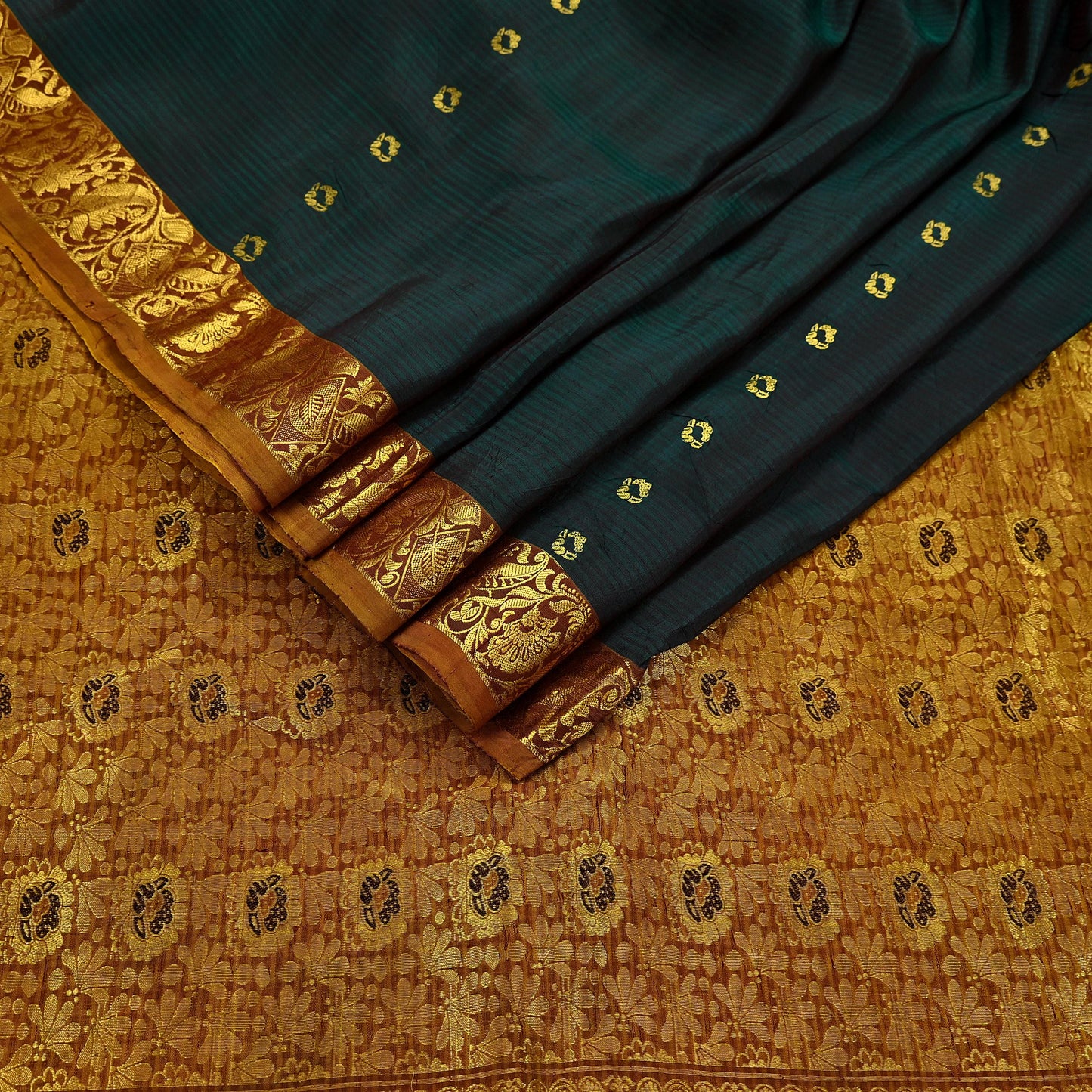 Indian Vintage Heavy Sari Green & Saffron Kanjivaram Saree 100% Pure Silk Zari 5Yd Crafting Dress making For Crafting Quilting Upcycle