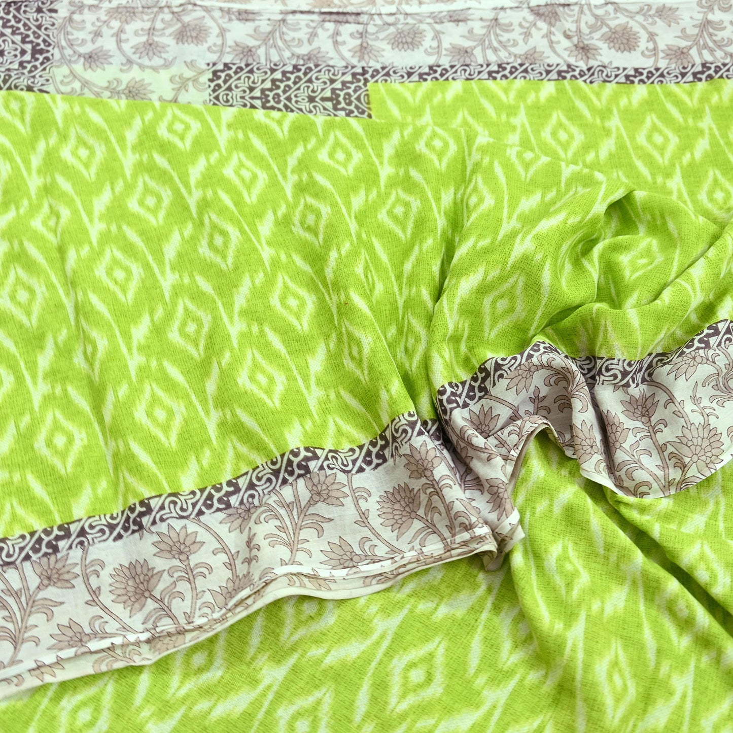 Indian Vintage Sari Green & Ivory Printed Pure Cotton Sarees 5Yd Craft Fabric Soft Sewing Sarong Wrap Boho Upcycle quilting Dress making