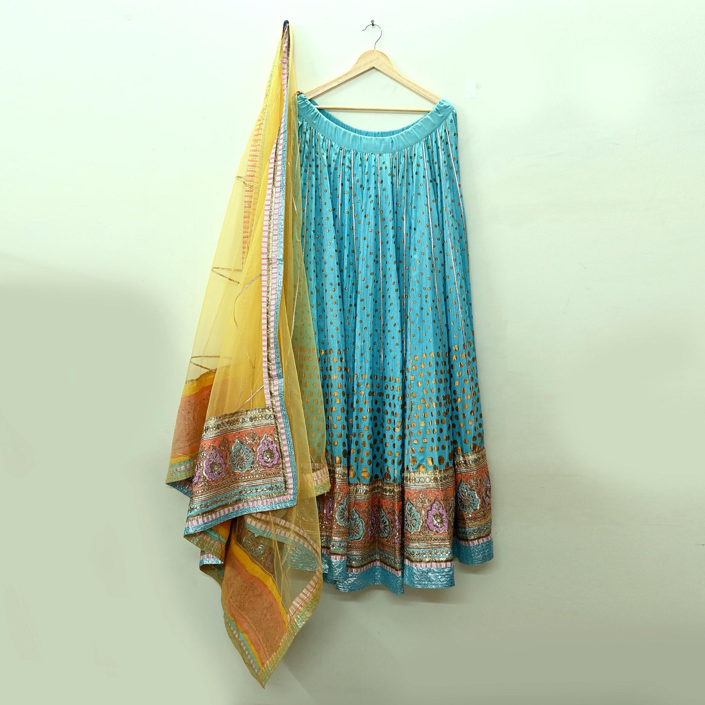 Indian Pre-owned Blue & Yellow Pure Silk Net/Mesh Hand Embroidered Lehenga 3pcs Set Bridal Party Wear With Blouse/Dupatta Bollywood Lehenga