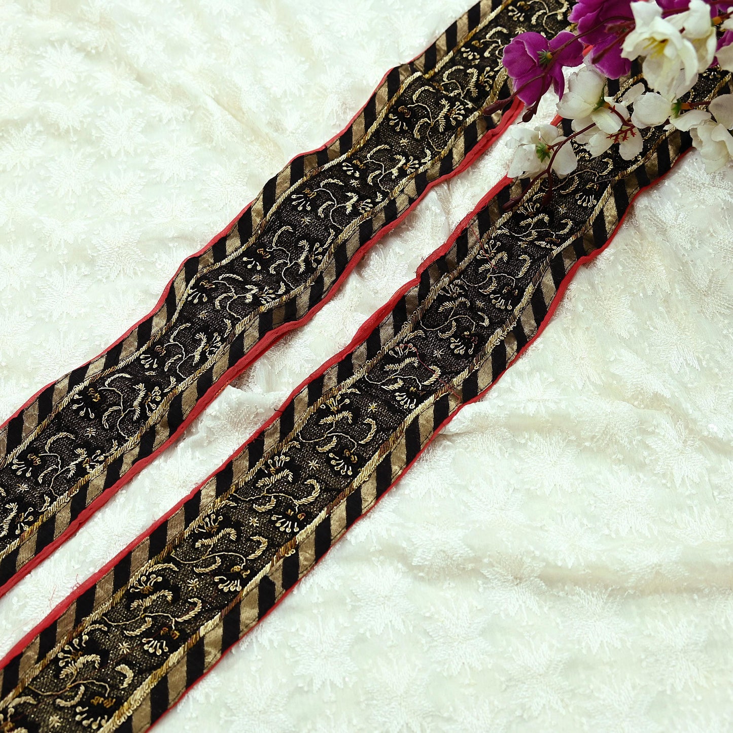 Indian Vintage Sari Border Hand Embroidered Craft 1yd Trim Lace Sewing Pure Georgette Silk Ribbon Recycled Zardozi