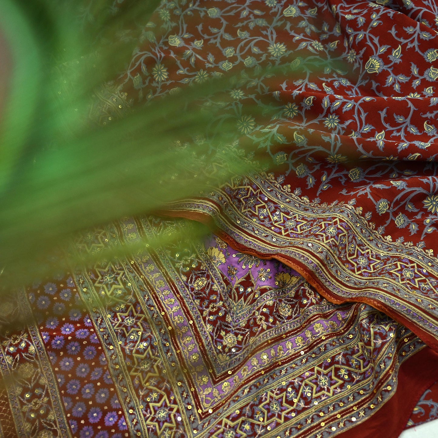 Indian Pre-Owned Sari Brown Pure Crepe Silk Pre-owned Hand Embroidered Ritu Kumar Designer Sarees Fabric 5Yd Ethnic Bollywood Party sari