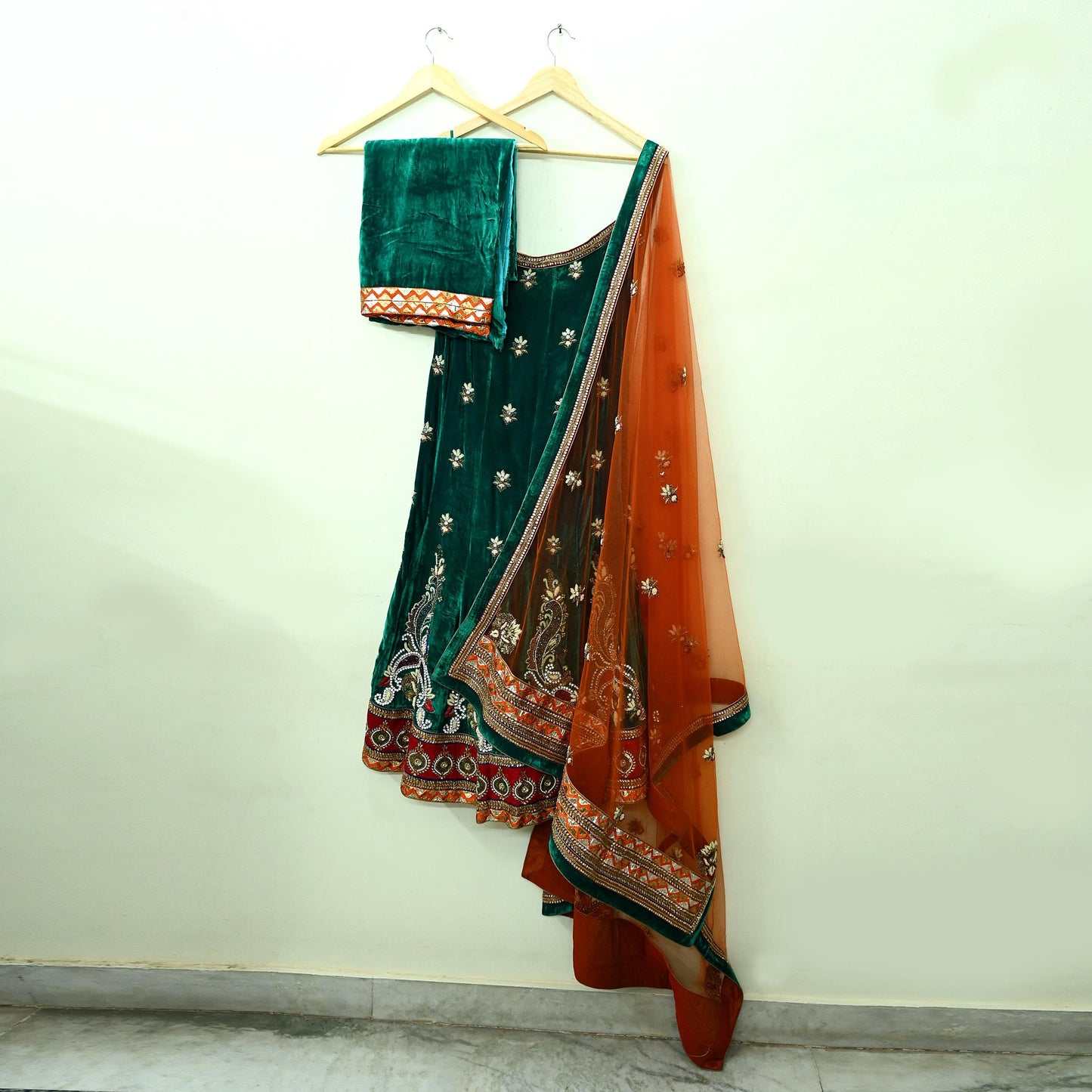 Indian Heavy Wedding Green & Orange Net/Mesh/Velvet Hand Embroidered Fish Cut Lehenga 3pcs Set Designer By Anamika Khanna Party Wear Peacock