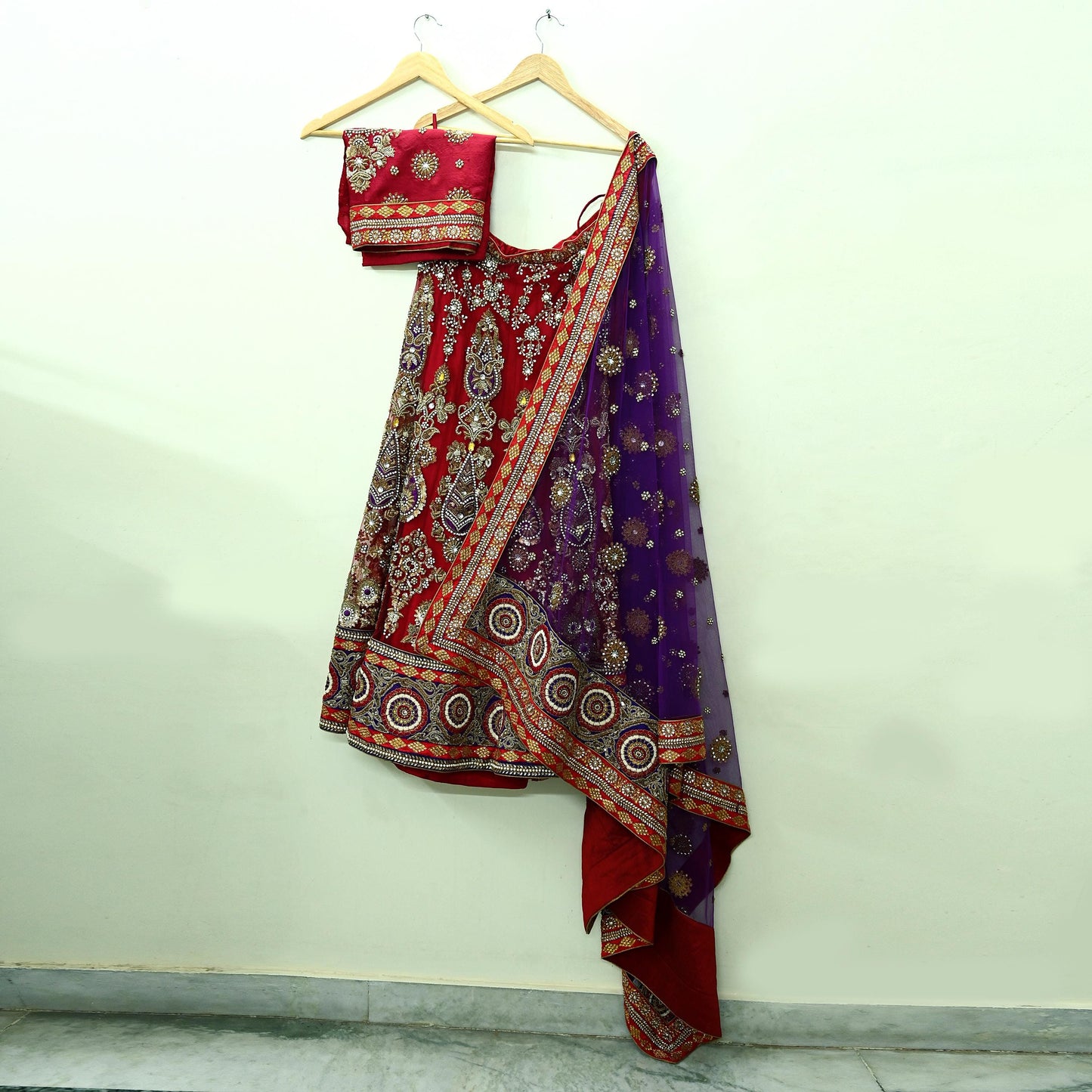 Indian Heavy Wedding Red & Purple Net/Mesh Hand Embroidered Lehenga 3pcs Set Designer By Anamika Khanna Party Wear