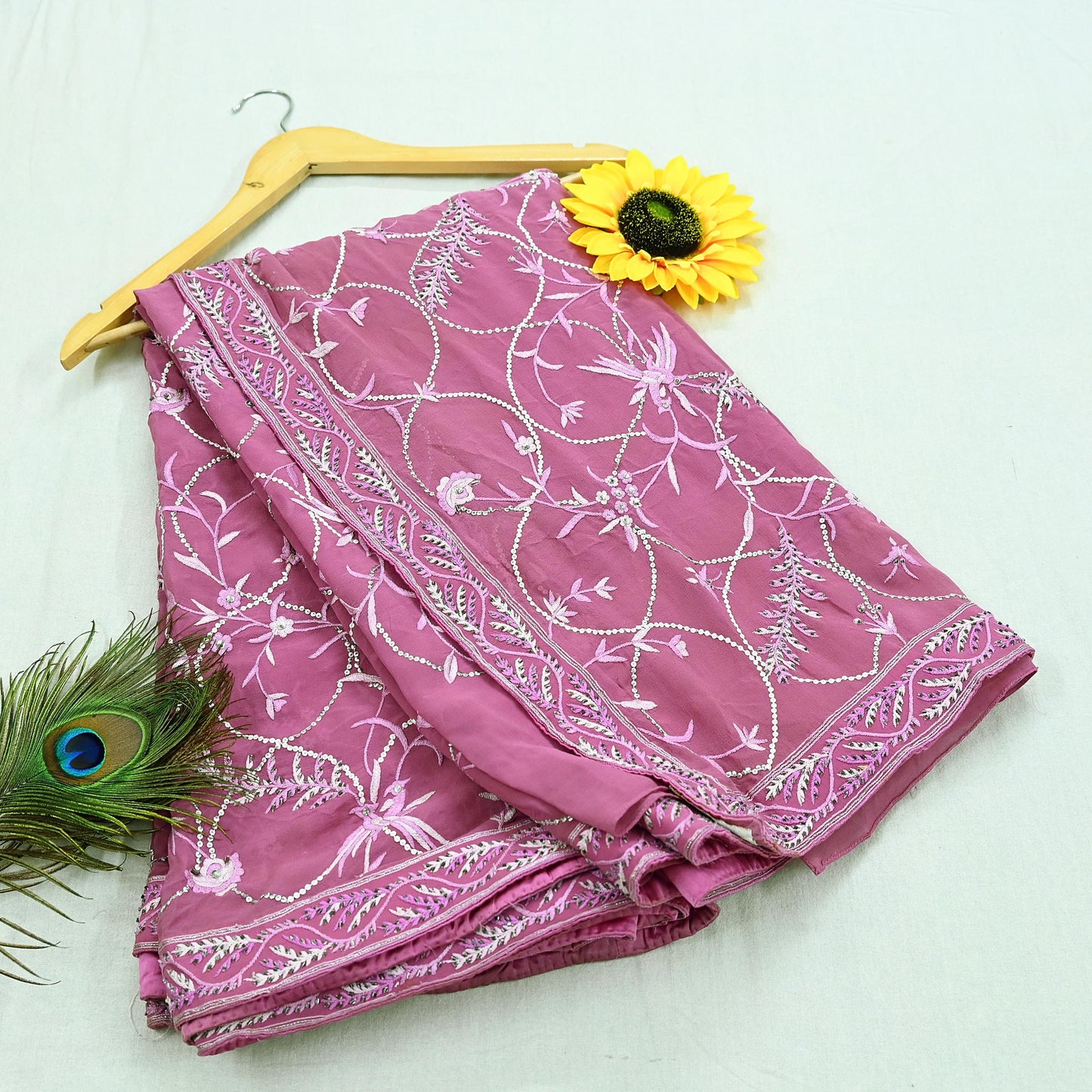 Indian Pre-owned Heavy Sari Pink Pure Georgette Silk Hand Embroidered Sarees Designer Abu Jani 6Yd Sewing Ethnic Bollywood Designer Sarees