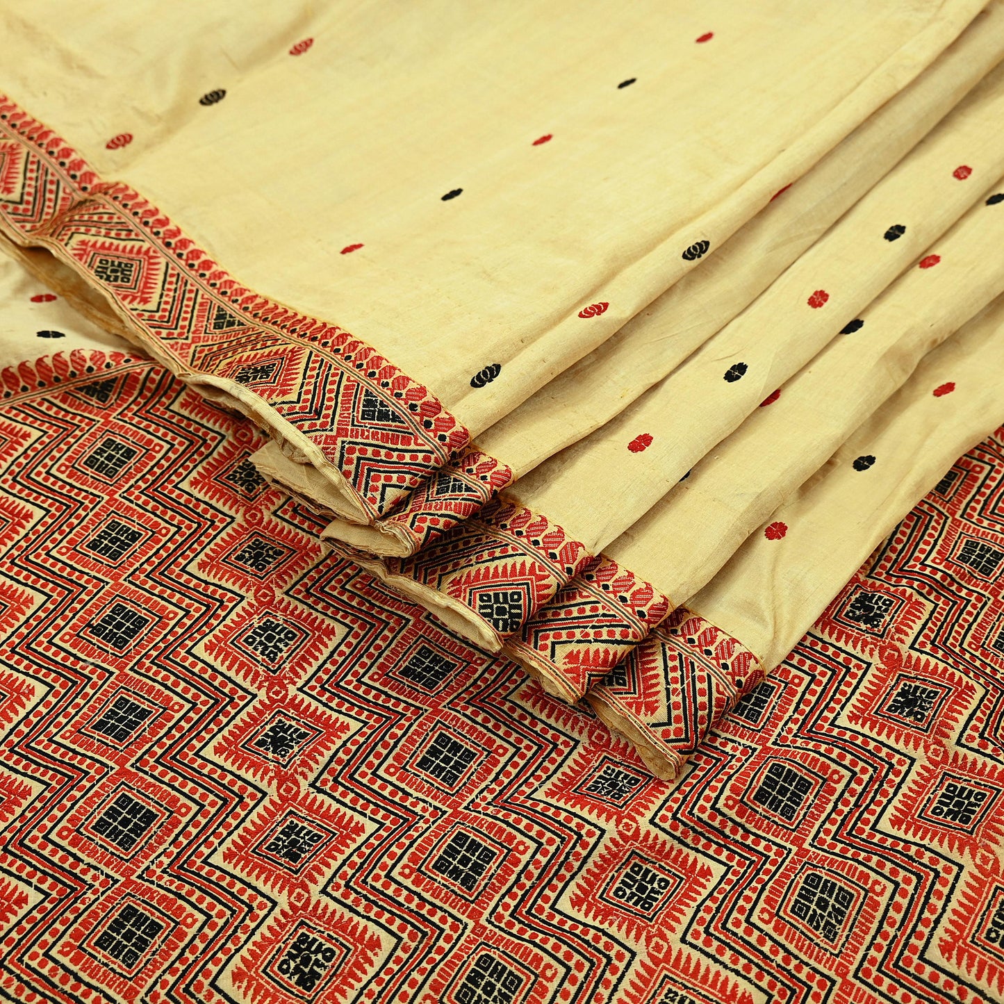 Indian Vintage Beige Saree Pure Khadi Silk Hand Embroidered Sari Handloom Craft Fabric 5yd Ethnic Wear Border Dress making Upcycle Fringes