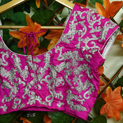 Indian Pre-owned Magenta Pure Chanderi Silk Hand Embroidered By Designer Anamika Khanna Blouse/Top/Crop M Size Party wear Bollywood