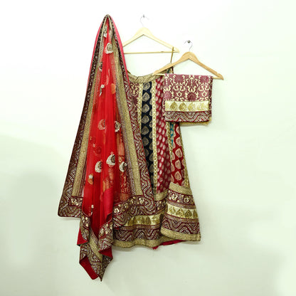 Indian New Heavy Multi Colored Pure Silk/Net Hand Embroidered Lehenga 3pcs Set By Designer Sabyasachi Bridal Wear With Blouse Fabric