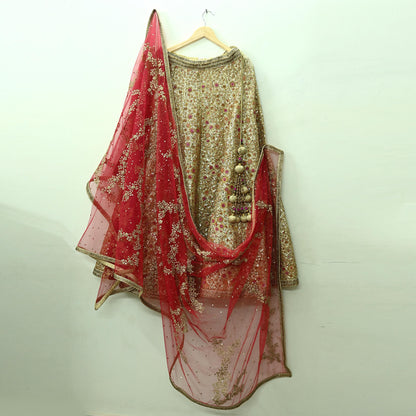 Indian Pre-owned Heavy Golden & Red Pure Chanderi Silk/Net Hand Embroidered Lehenga 3pcs Set By Designer Abu Jani Bridal Wear Padded Blouse