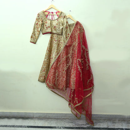 Indian Pre-owned Heavy Golden & Red Pure Chanderi Silk/Net Hand Embroidered Lehenga 3pcs Set By Designer Abu Jani Bridal Wear Padded Blouse