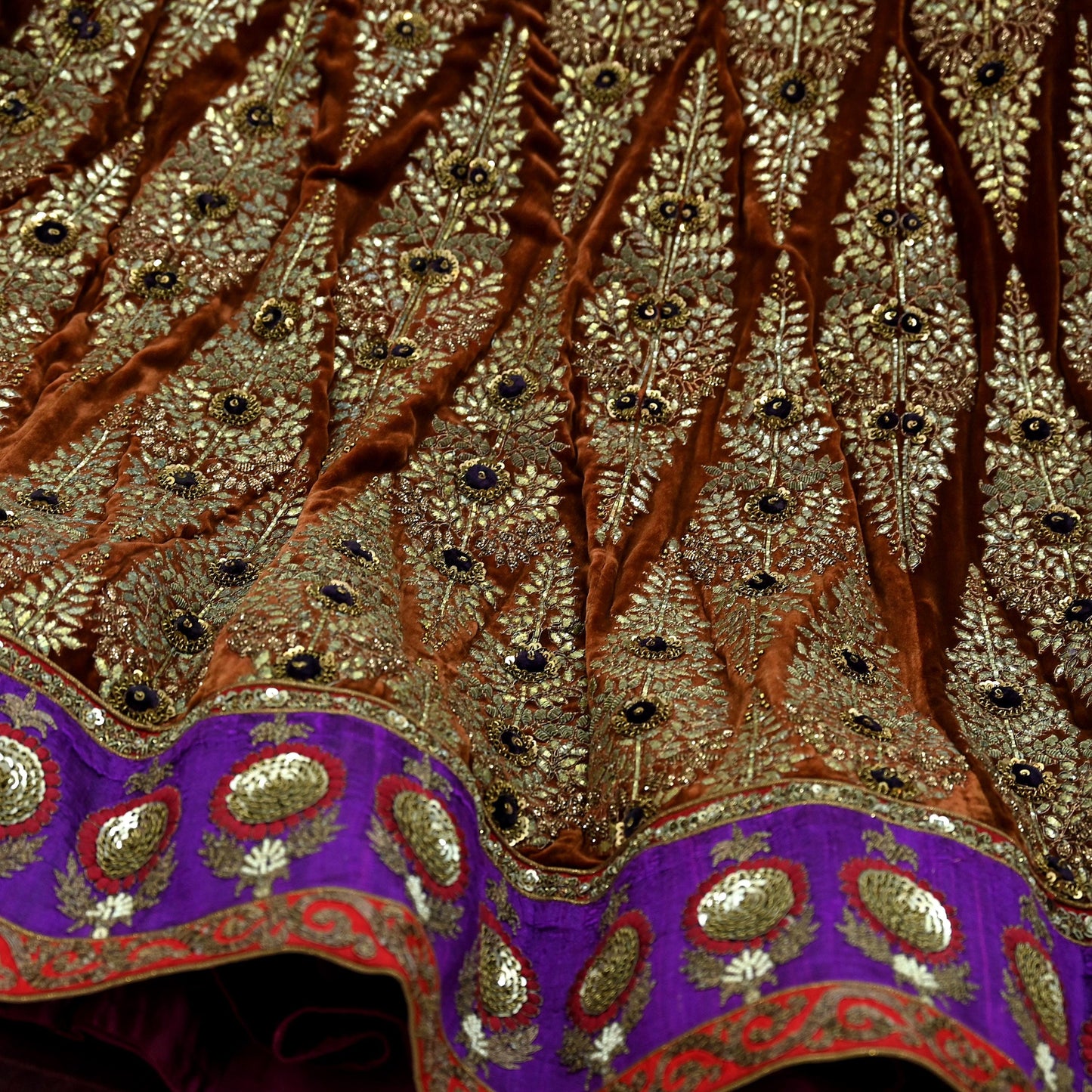 Indian New Heavy Brown & Pink Colored Pure Georgette Silk/Net Hand Embroidered Lehenga 2pcs Set By Designer Sabyasachi Bridal Wear