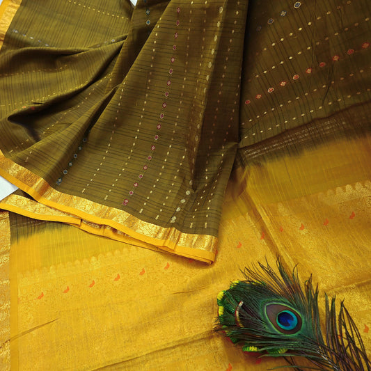 Indian Vintage Heavy Sari Green & Yellow Kanjivaram Saree 100% Pure Silk Zari 5Yd Crafting Dress making For Crafting Quilting Upcycle