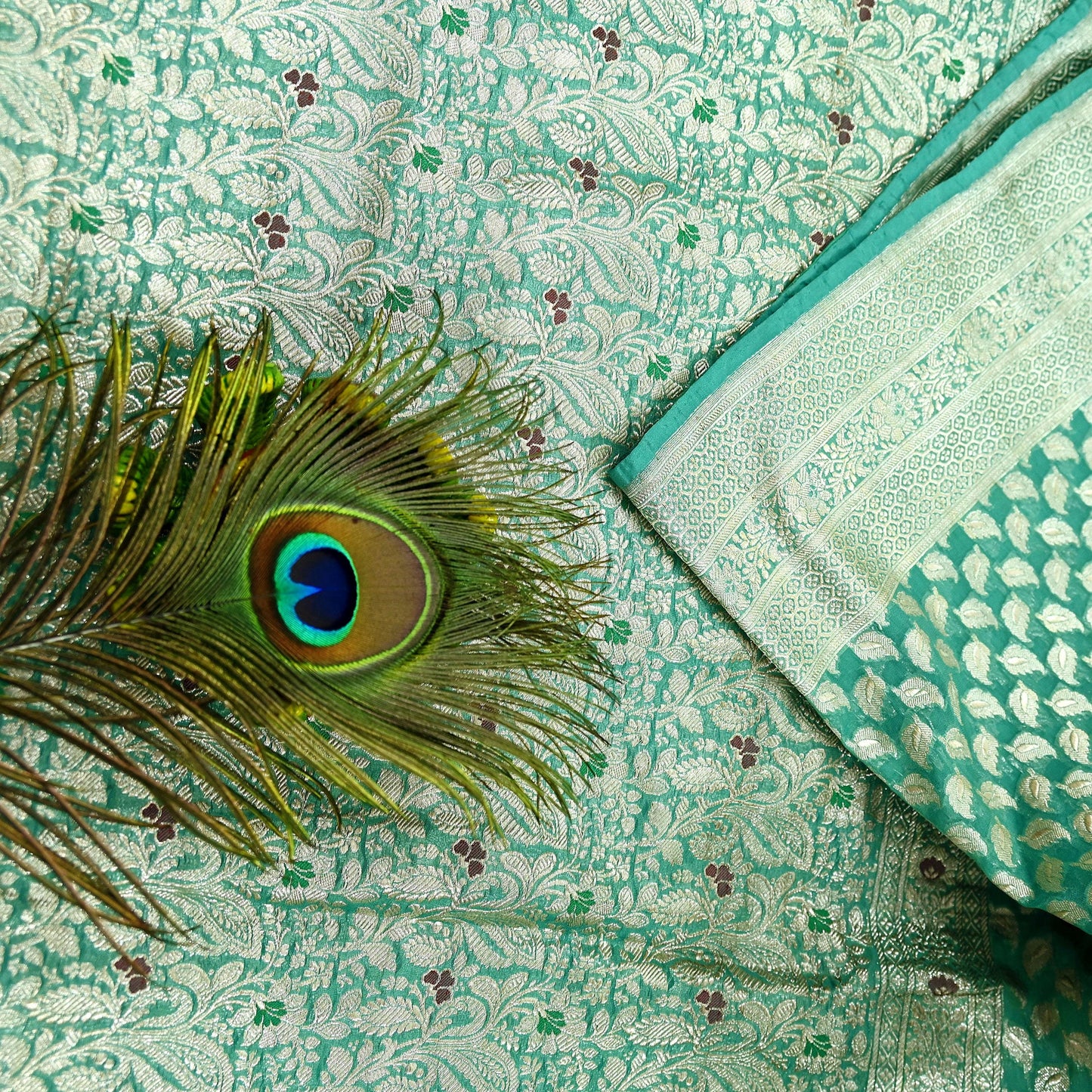 Vintage Sari Green Heavy Pure Satin Silk Woven Banarasi Brocade Saree Zari 5Yd Dress making Bridal/wedding Sari Crafting Dress making