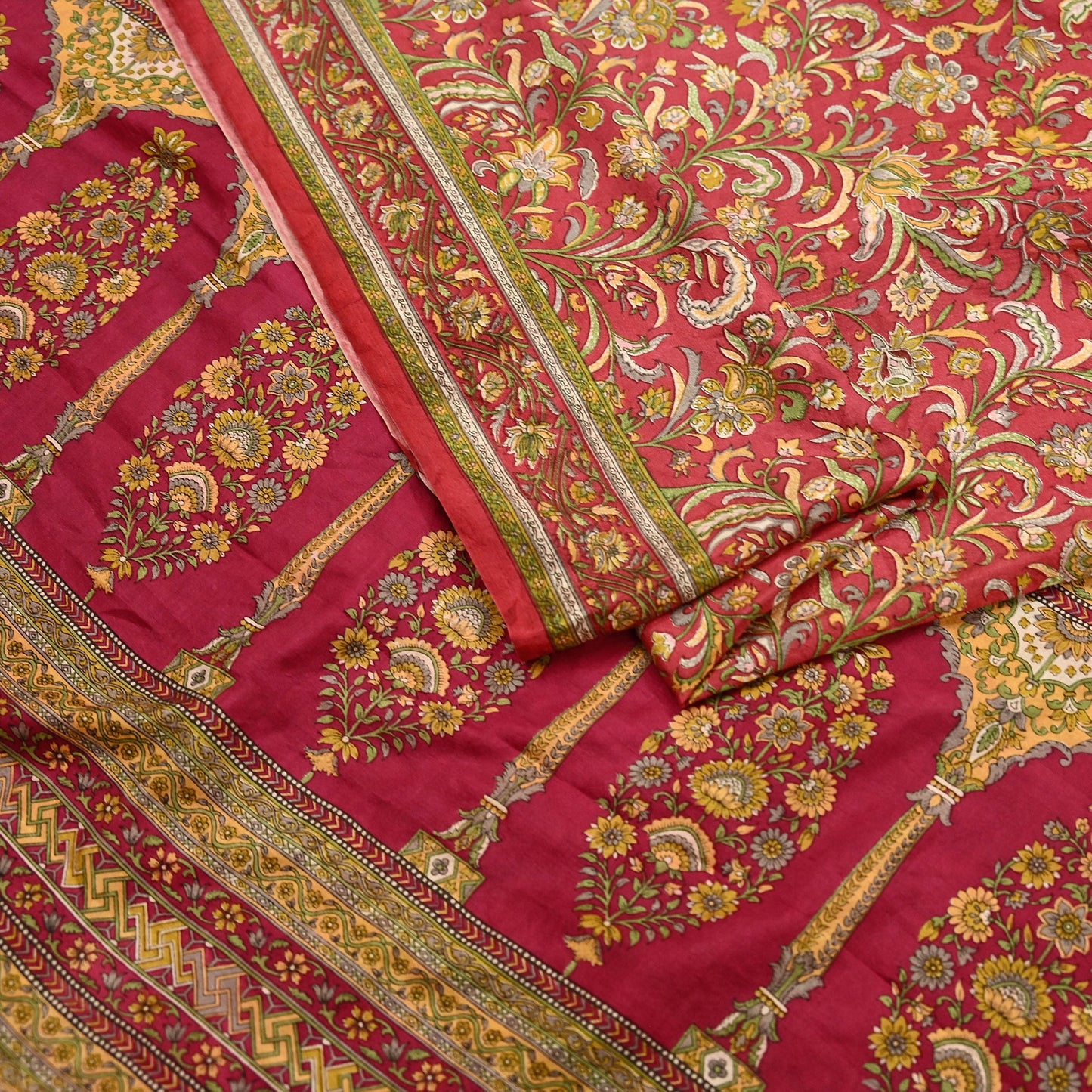 Indian Vintage Sari Red Pure Silk Printed Saree Fabric 6yd Sewing Craft Fabric DressMaking Soft Wrap For Crafting Quilting Floral Upcycle