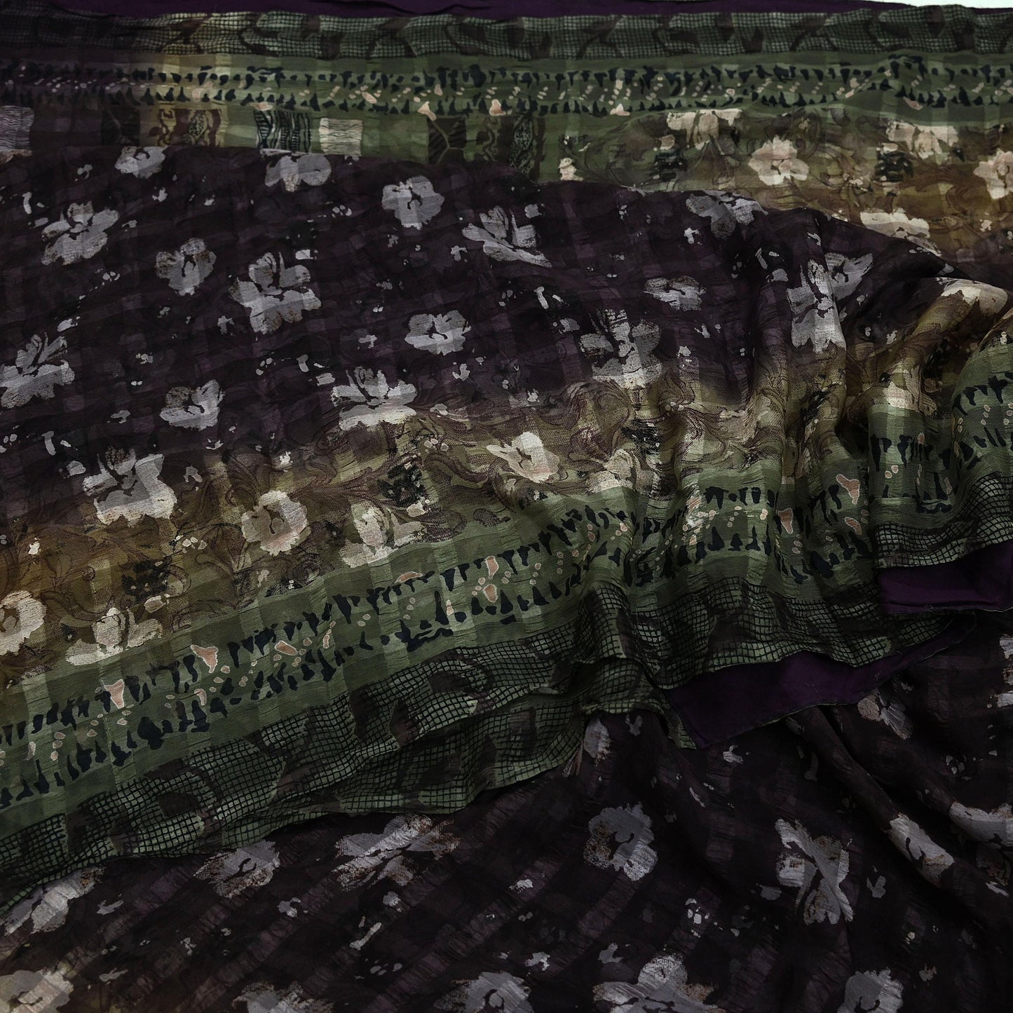 Women Vintage Sari Pure Chiffon Silk Printed Sarees Craft Fabric Sewing 6Yd Soft Light Sari Dress Making for Crafting Quilting Upcycle Used