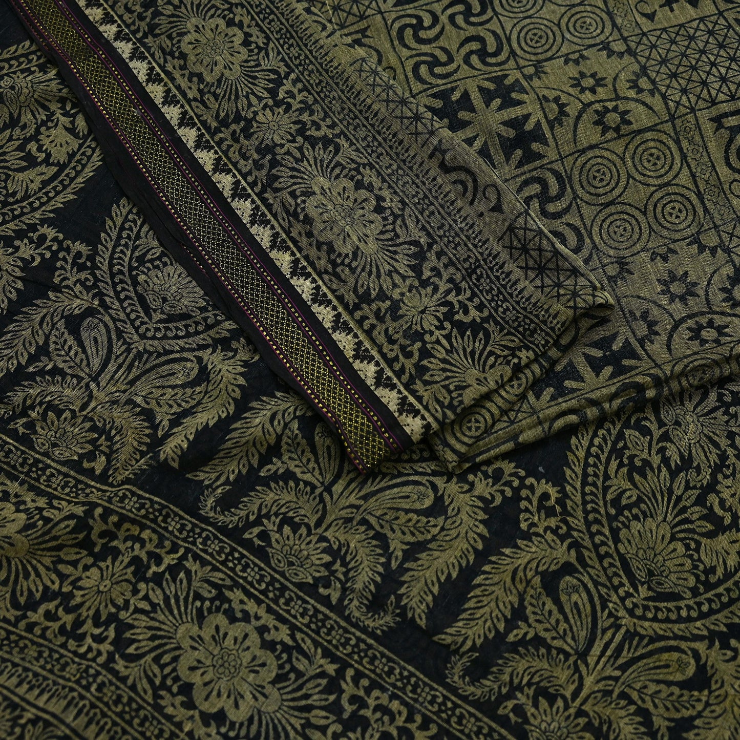 Indian Vintage Sari Beige & Black Printed Pure Cotton Sarees Fabric Floral 5Yd Sarong Wrap Boho Fabric Kimono Soft Dress making Crafting