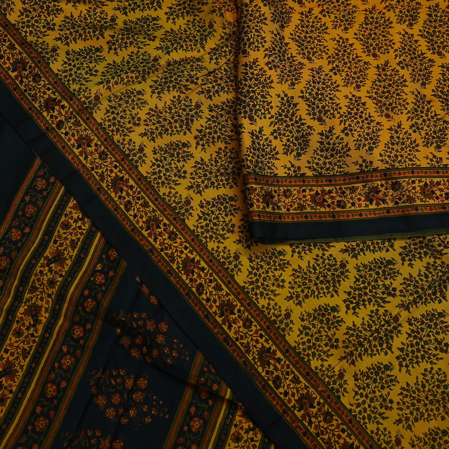 Indian Vintage Sari Black Printed Pure Silk Sarees Craft Fabric 6yd Sewing Floral Soft Dress Designing  for Crafting Quilting Upcycle Wrap