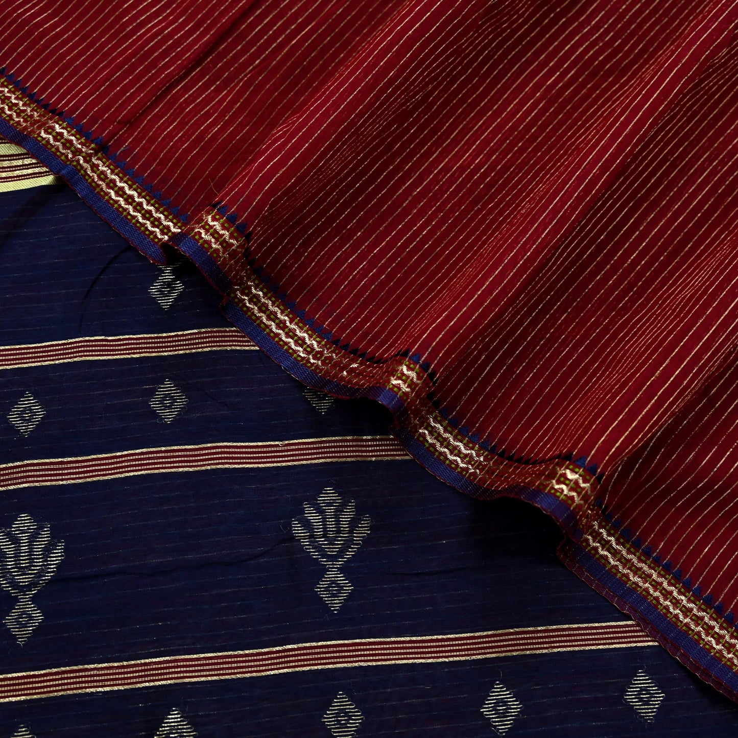 Indian Vintage Sarees Blue & Maroon Pure Cotton Hand Woven Sari 5yd Ethnic Floral Craft Fabric Dress making Upcycle Crafting Quilting Zari