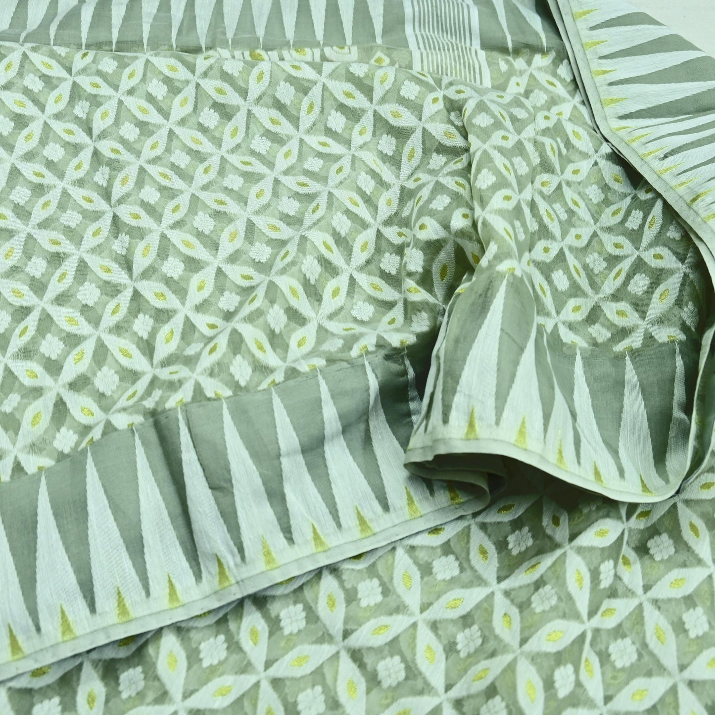 Indian Vintage Sarees Gray Cotton Hand Woven Jamdani Sari 5yd Ethnic Floral Craft Fabric Dress making Upcycle Crafting Quilting